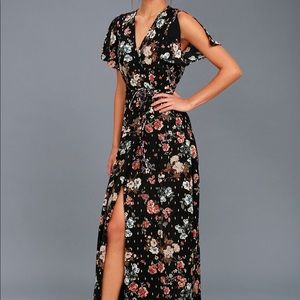 Lulus DIVINE DAYS BLACK FLORAL PRINT WRAP MAXI